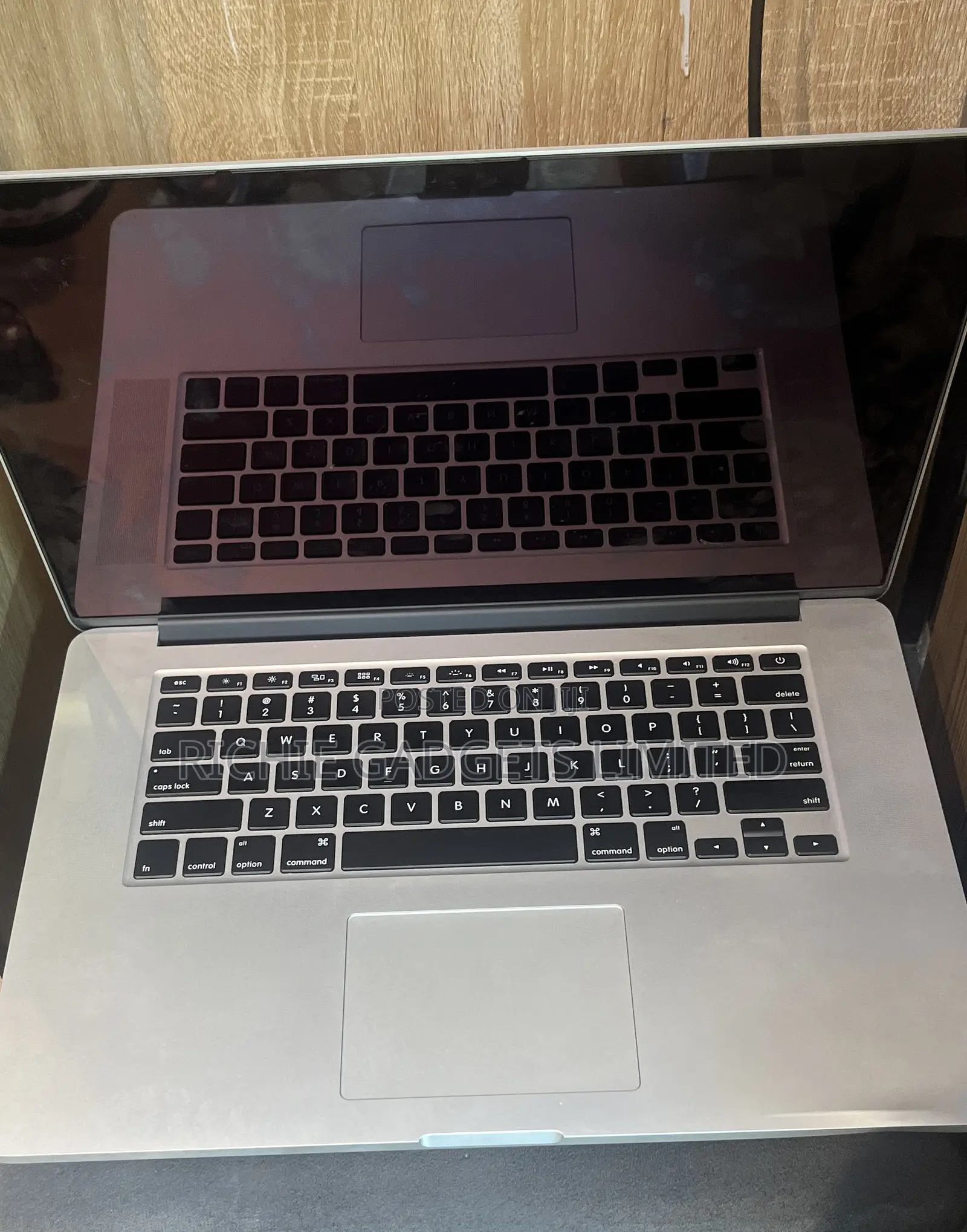 Laptop Apple MacBook Pro 2015 8GB Intel Core i7 SSD 256GB