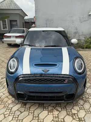 Mini Cooper 2024