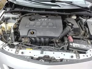 Toyota Corolla 2011 Silver