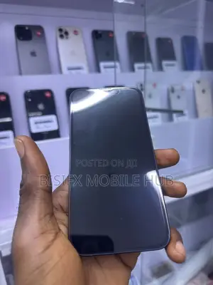Apple iPhone 16e 128 GB Black