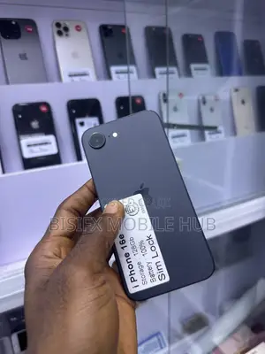 Apple iPhone 16e 128 GB Black