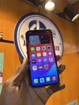 Apple iPhone XR 64 GB Red