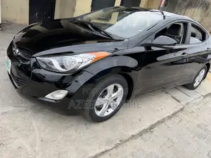 Hyundai Elantra GLS Sedan FWD (1.8L 4cyl 6M) 2013 Black