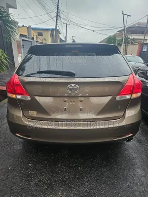 Toyota Venza 2011 Brown