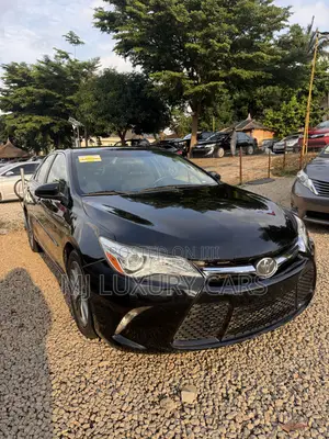 Toyota Camry 2016 Black