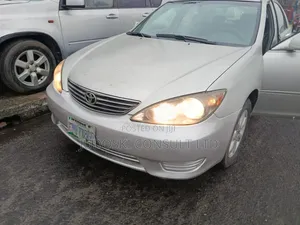Toyota Camry 2006 Silver
