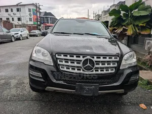 Mercedes-Benz M Class 2011 Black