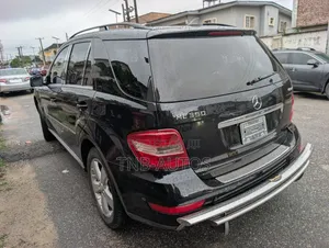 Mercedes-Benz M Class 2011 Black
