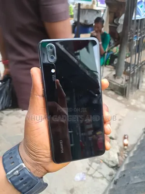 Huawei P20 128 GB Black
