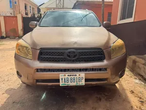 Toyota RAV4 2006 Gold