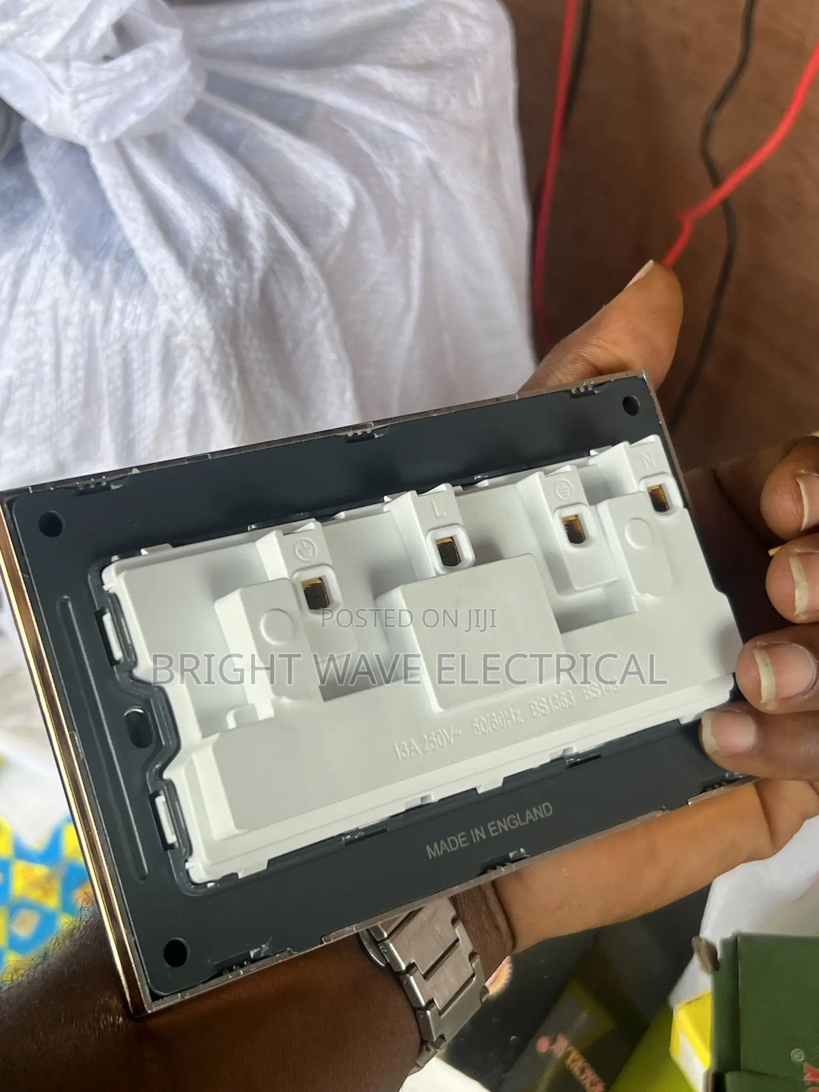 13amos Double Socket Long Botton