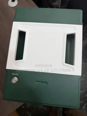 Cola Solar With 2kwh and 1000w Output