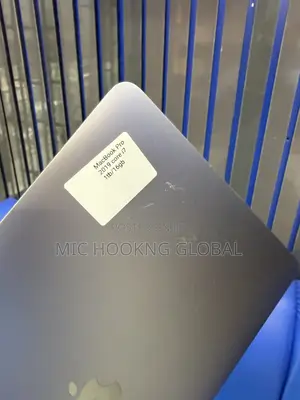 Laptop Apple MacBook Pro 2019 16GB Intel Core i7 SSD 1T