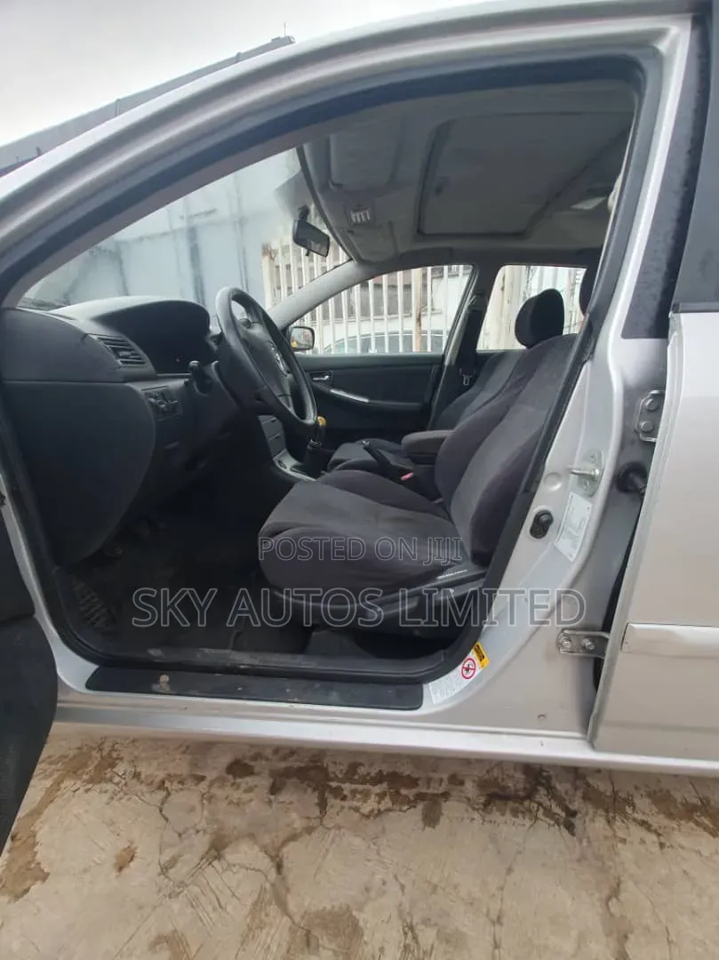 Toyota Corolla 2003 Silver