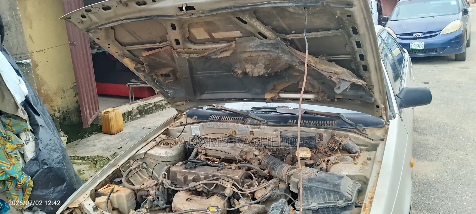 Mazda 626 1999 Gold