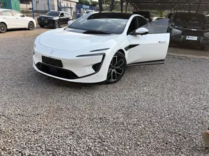 Avatr 12 2025 White