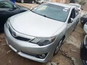Toyota Camry 2014 Silver