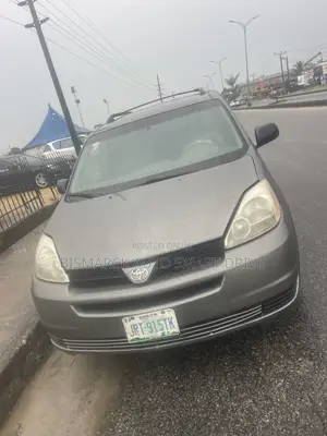 Toyota Sienna LE FWD 2006 Gray