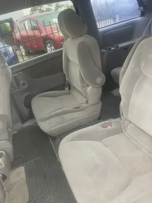 Toyota Sienna LE FWD 2006 Gray
