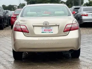 Toyota Camry LE 4dr Sedan (2.4L 4cyl 5A) 2008 Gold