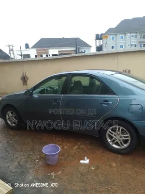 Toyota Camry LE 4dr Sedan (2.4L 4cyl 4A) 2004 Blue