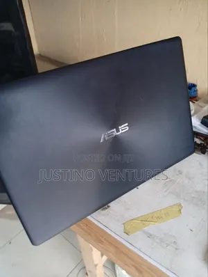 Laptop Asus VivoBook V551LA 8GB Intel Core i3 HDD 320GB
