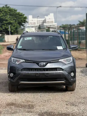 Toyota Camry 2016 Gray