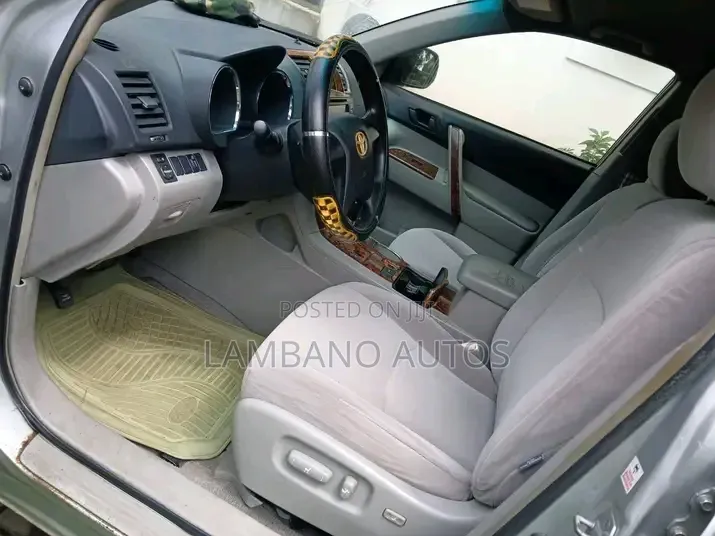 Toyota Highlander 2008 Silver