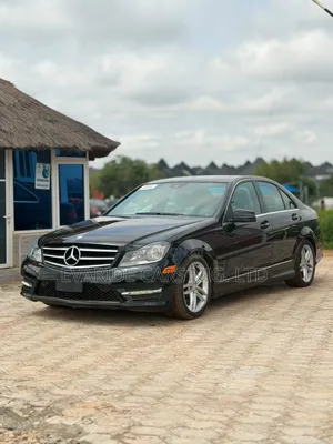 Mercedes-Benz C300 2014 Black