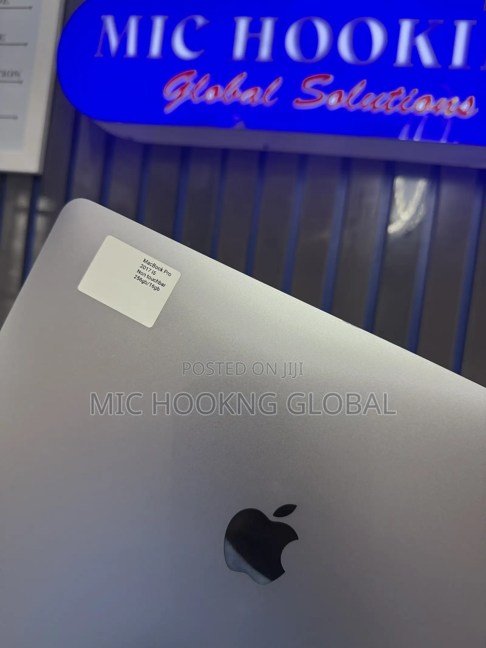 Laptop Apple MacBook Pro 2017 16GB Intel Core i5 SSD 256GB