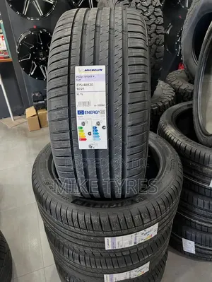 Brand New 275/40r20 Michelin
