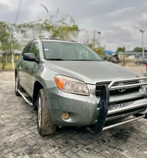 Toyota RAV4 2008 Green