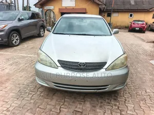 Toyota Camry 2004 Silver