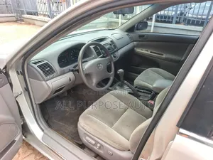 Toyota Camry 2004 Silver