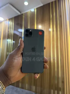Apple iPhone 11 Pro Max 64 GB Green