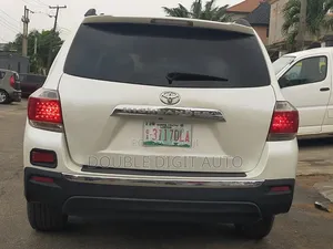 Toyota Highlander 2011 White