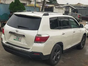 Toyota Highlander 2011 White