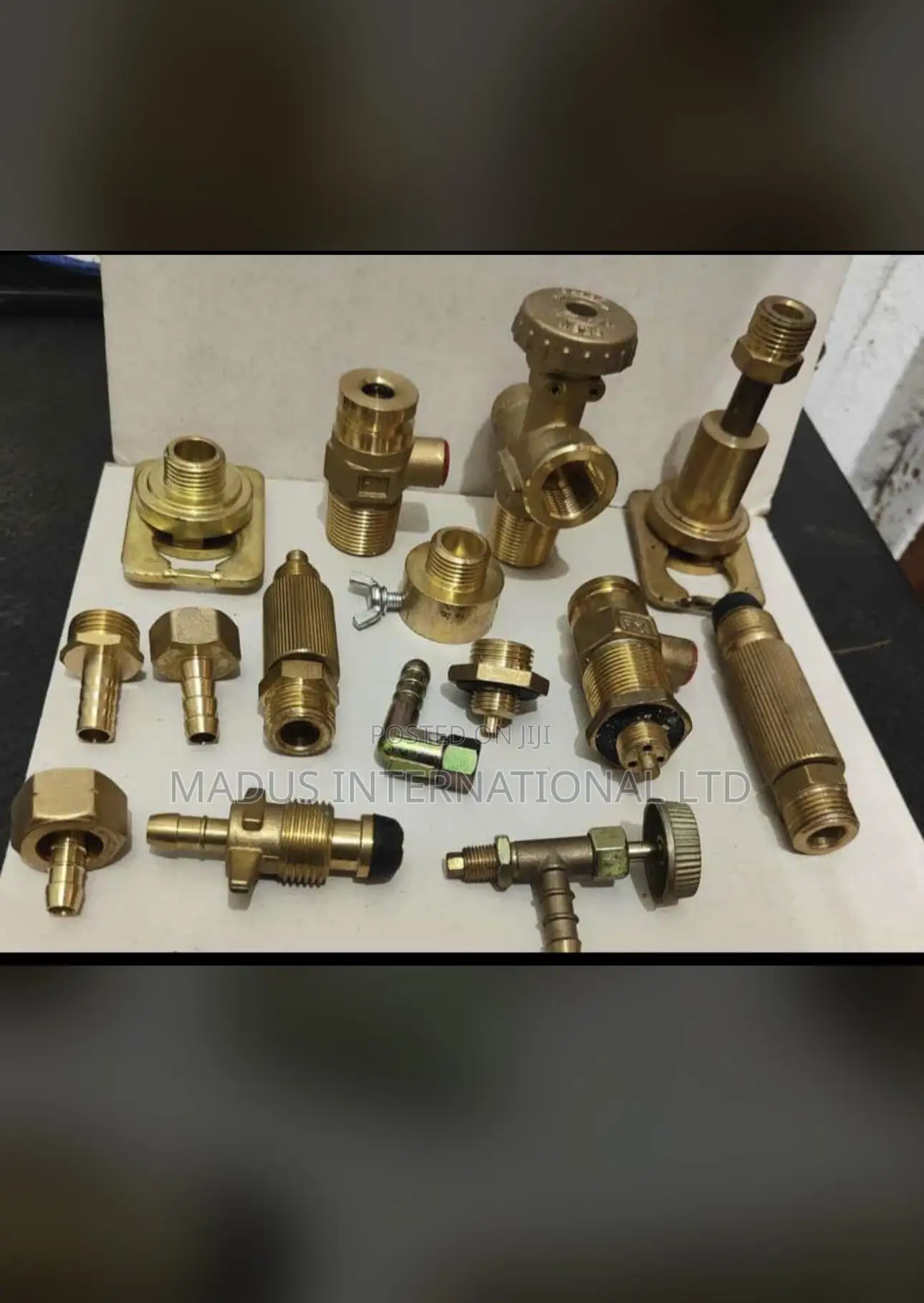 Gas Refilling Nozzles