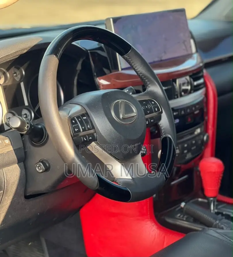 Lexus LX 570 2012 Black