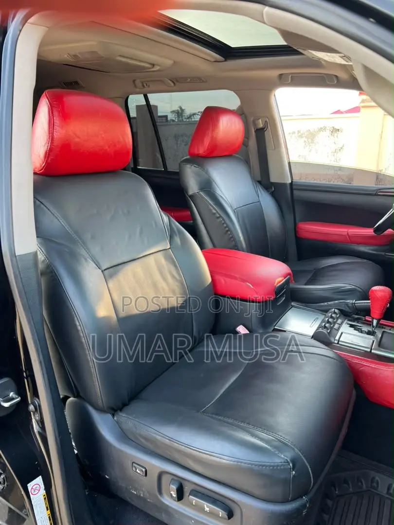 Lexus LX 570 2012 Black