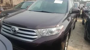 Toyota Highlander 2013 Beige