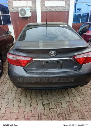 Toyota Camry 2016 Gray