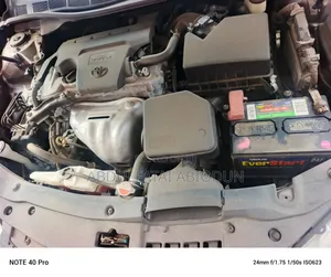 Toyota Camry 2016 Gray