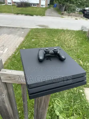 Open Box Ps4 Pro Available With All Accessories