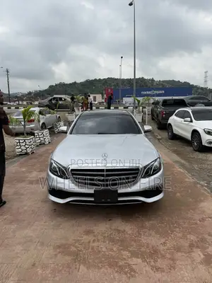 Mercedes-Benz E300 4Matic AWD Sedan (2.0L 4cyl 9A) 2017 Silver