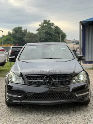 Mercedes-Benz C300 Sport 4Matic Sedan AWD (3.5L 6cyl 7A) 2014 Black