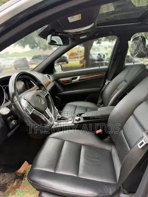 Mercedes-Benz C300 Sport 4Matic Sedan AWD (3.5L 6cyl 7A) 2014 Black