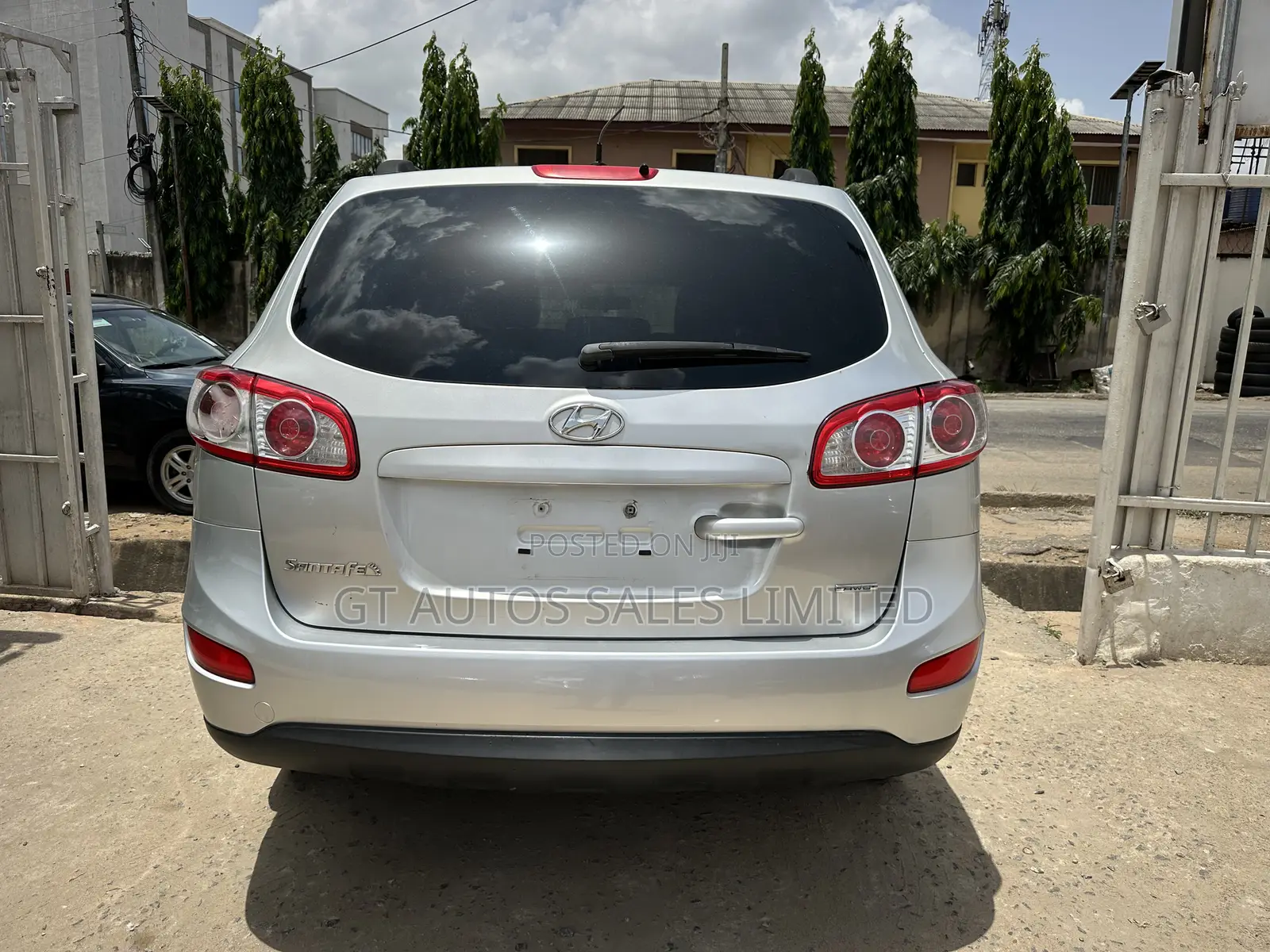 Hyundai Santa Fe 2.2 CRDi Automatic 2012 Silver