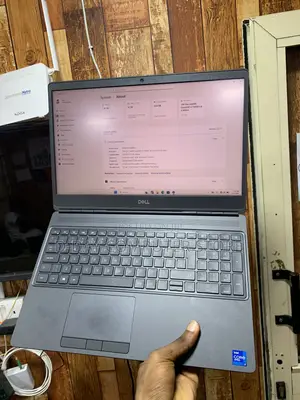 Laptop Dell Precision 7560 32GB Intel Core i7 SSD 2T