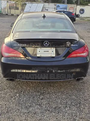 Mercedes-Benz C-Class 2015 Black